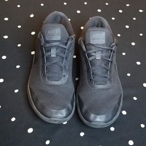 Nike Flex Experience RN 8